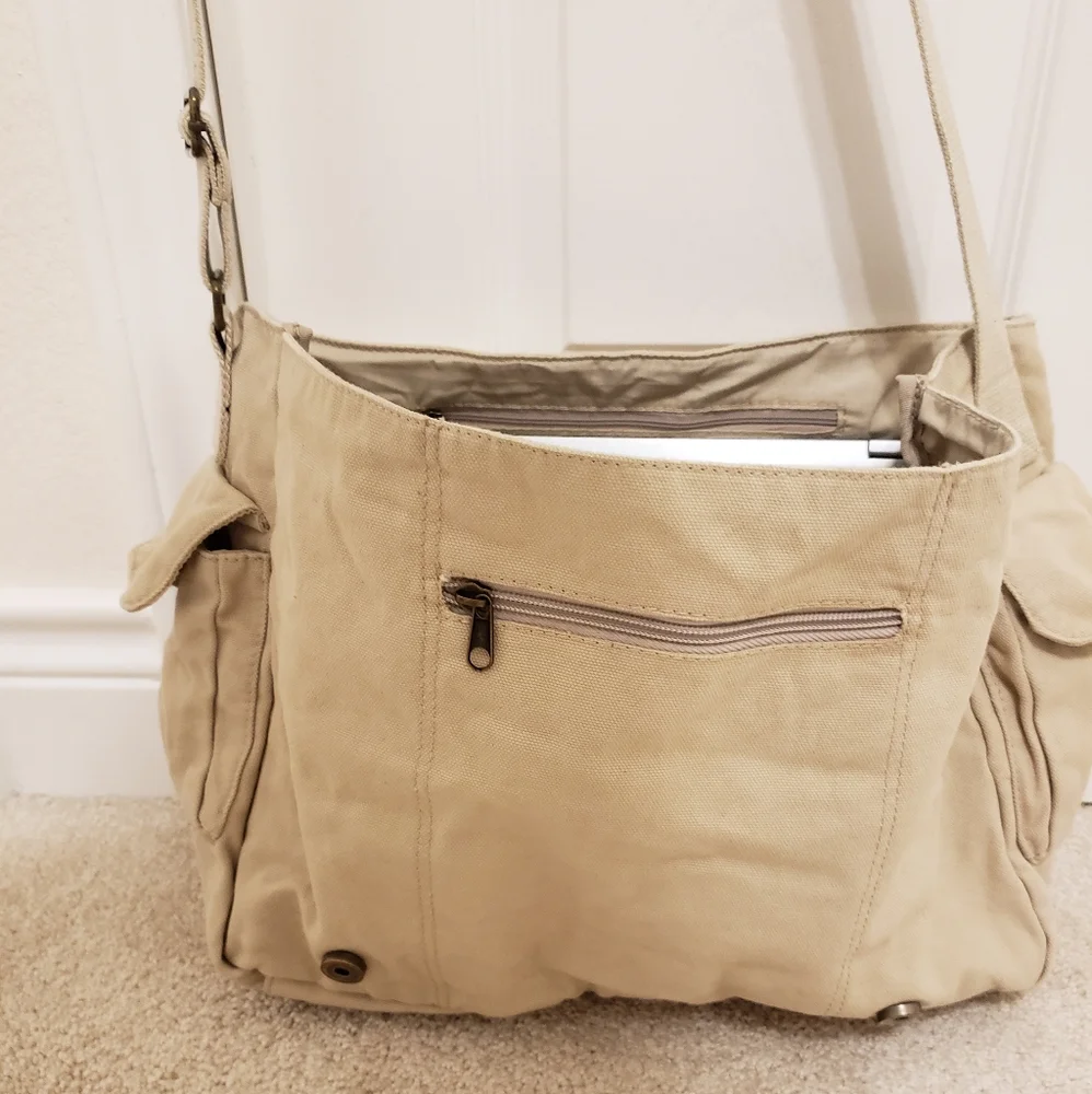 Dreamworks Beige Messenger Bag
